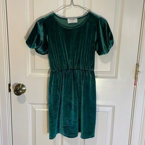 Old navy green velour dress. NWOT